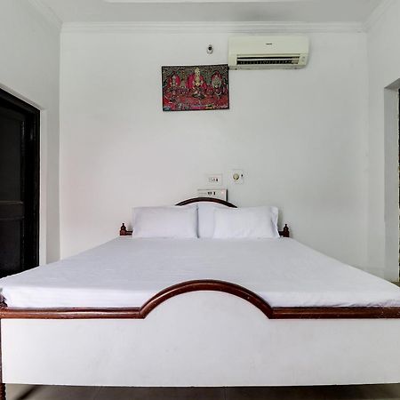 Hotel O Hanuman Bagh Ayodhya Esterno foto