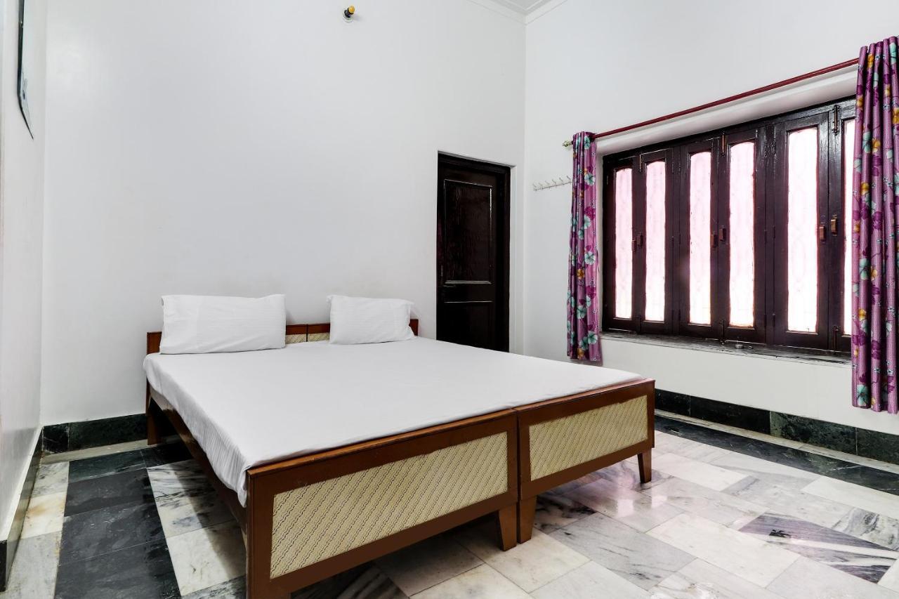 Hotel O Hanuman Bagh Ayodhya Esterno foto